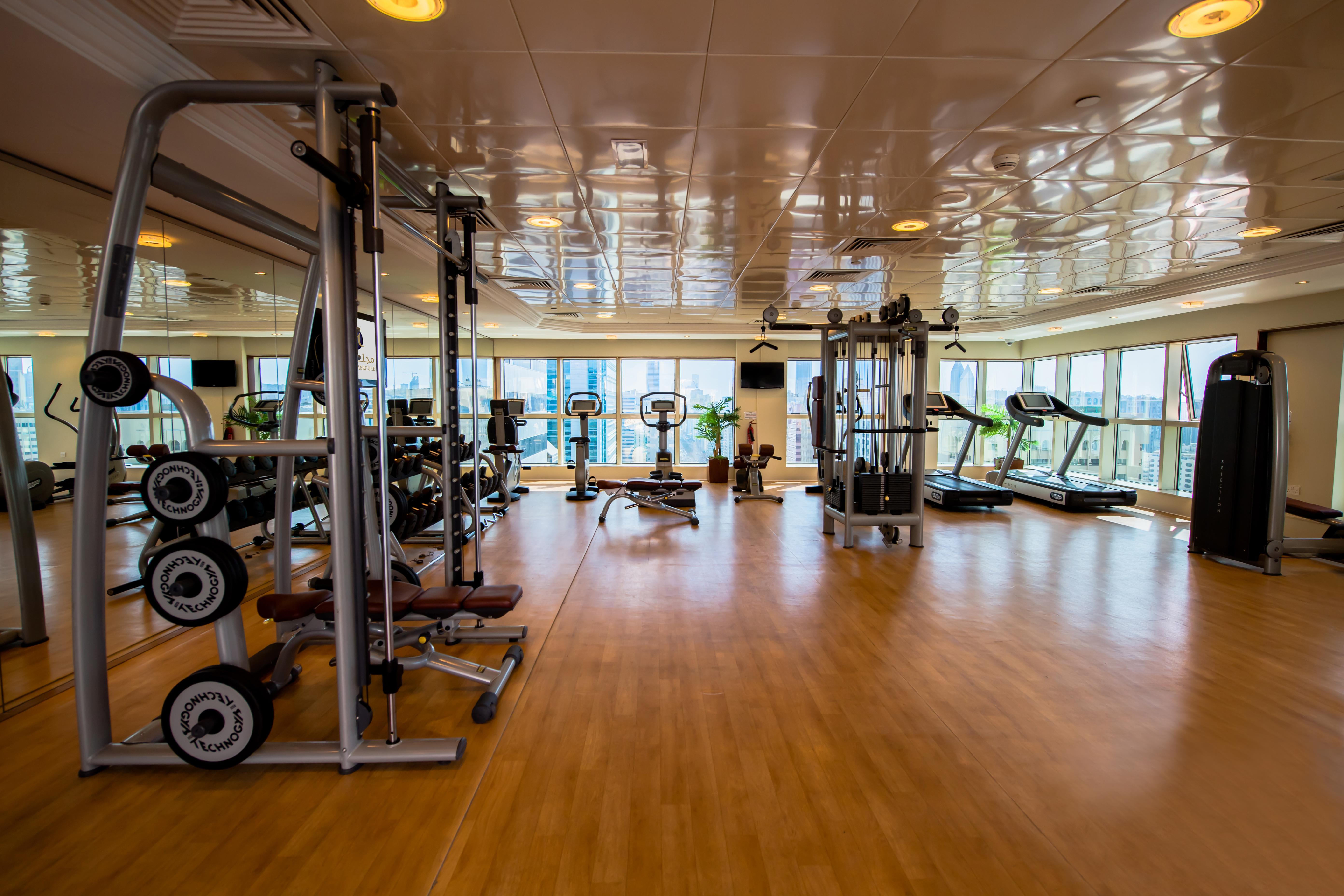 Grand Mercure Residencia Abu Dabi Exterior foto A gym in a hotel