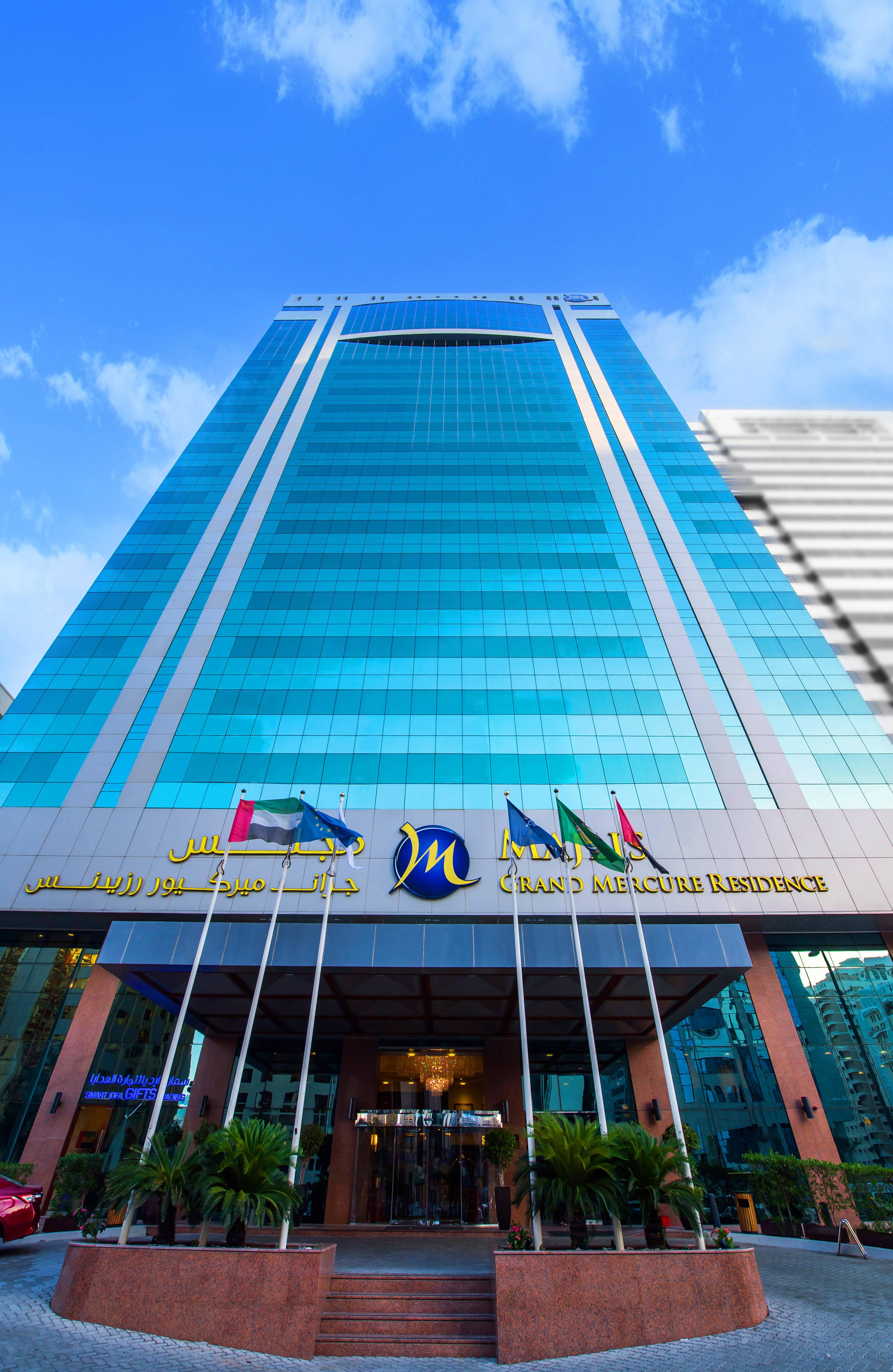 Grand Mercure Residencia Abu Dabi Exterior foto Grand Mercure Residence